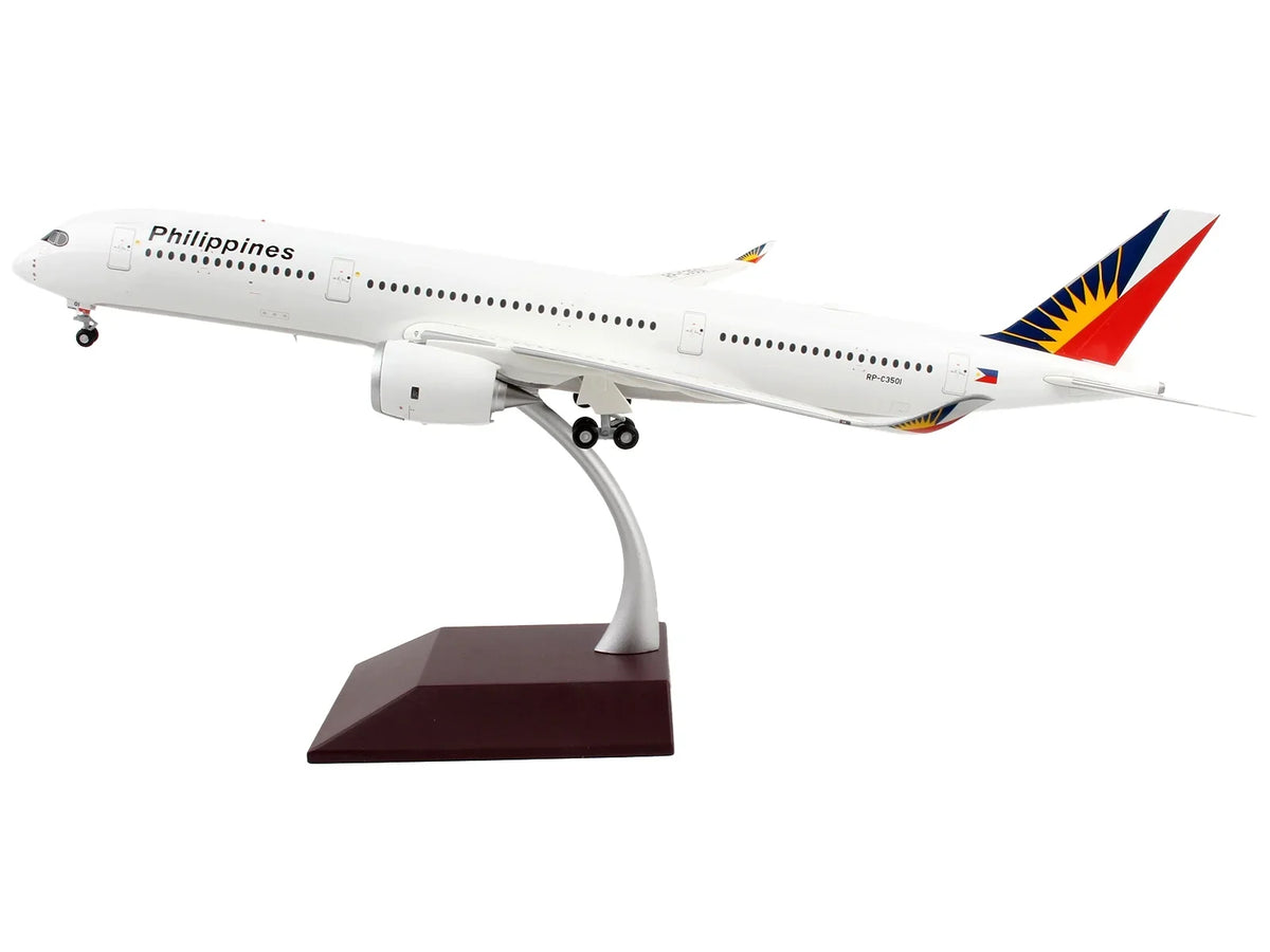 Airbus A350-900 Commercial Aircraft White with Tail Graphics "Gemini 200" Series 1/200 Diecast Model Airplane by GeminiJets